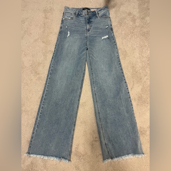 Denim - Size 7/28 High rise wide leg jeans
